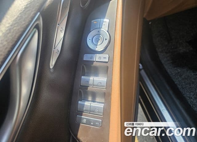 Genesis Electrified G80 2022 — ფოტო 11/16