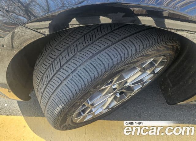 Genesis Electrified G80 2022 — ფოტო 16/16