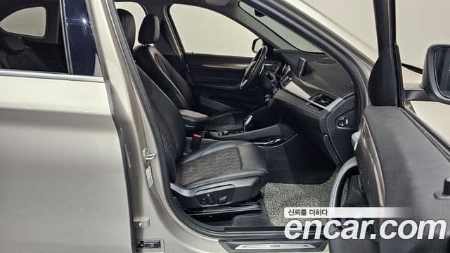 BMW X1 2020 — Şəkil 10/20