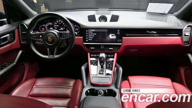 Porsche Cayenne 2022 — Photo 4/32