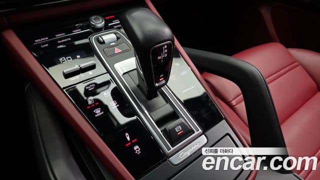 Porsche Cayenne 2022 — Photo 5/32