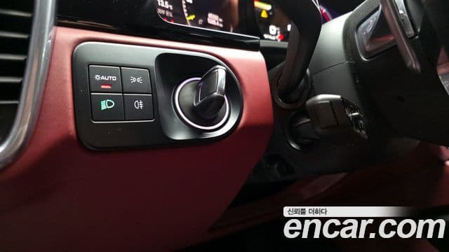 Porsche Cayenne 2022 — Photo 10/32