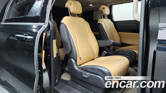 Kia Carnival 2021 — Şəkil 12/20