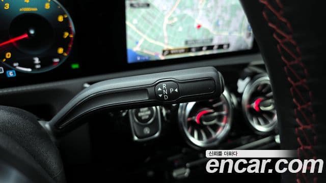 Mercedes-Benz CLA-Class 2022 — Şəkil 9/20