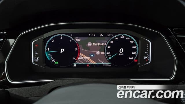 Volkswagen Passat GT 2021 — ფოტო 8/20