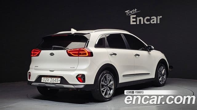 Kia Niro 2019 — ფოტო 2/20