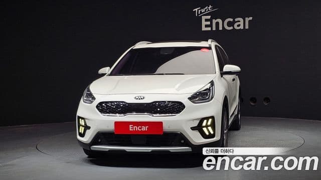 Kia Niro 2019 — ფოტო 3/20