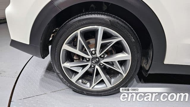 Kia Niro 2019 — ფოტო 5/20