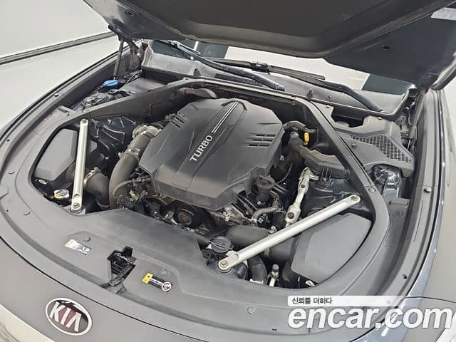 Kia The K9 2018 — ფოტო 4/20