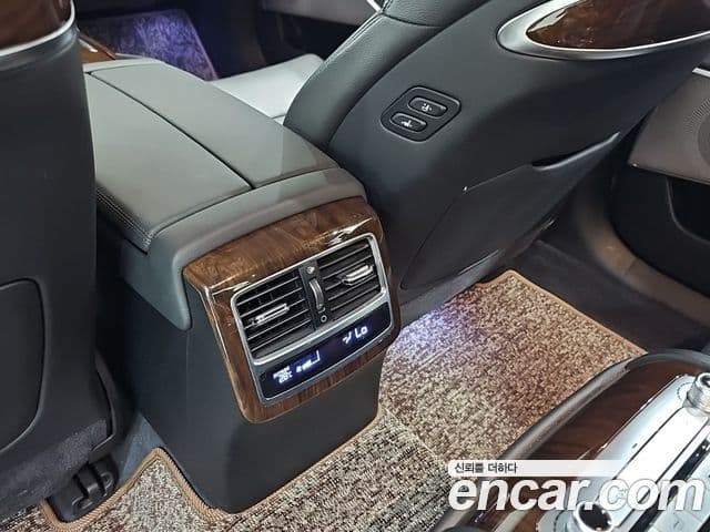 Kia The K9 2018 — ფოტო 12/20