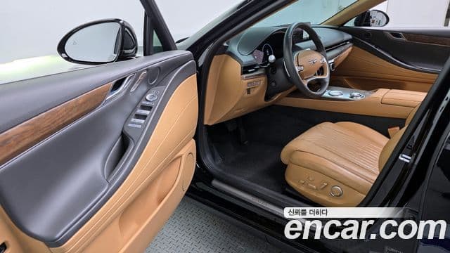 Genesis Electrified G80 2022 — Şəkil 11/20