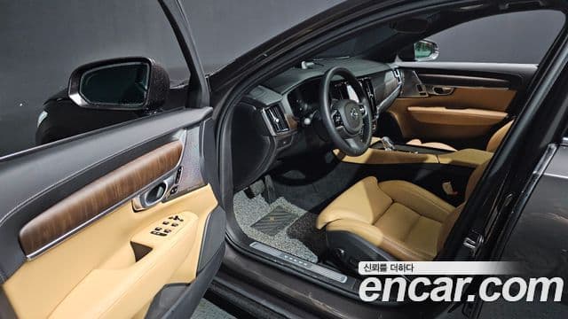 Volvo S90 2023 — ფოტო 10/20