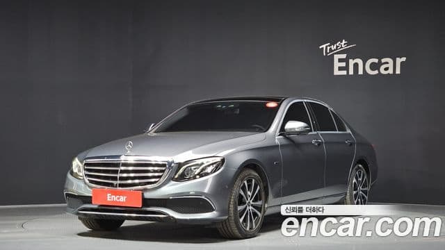 Mercedes-Benz E-Class 2019 — Şəkil 20/20