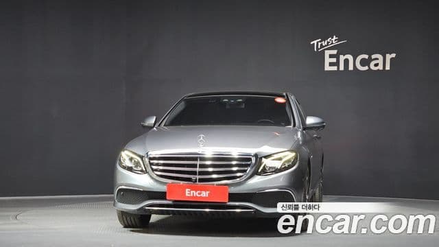Mercedes-Benz E-Class 2019 — Şəkil 2/20