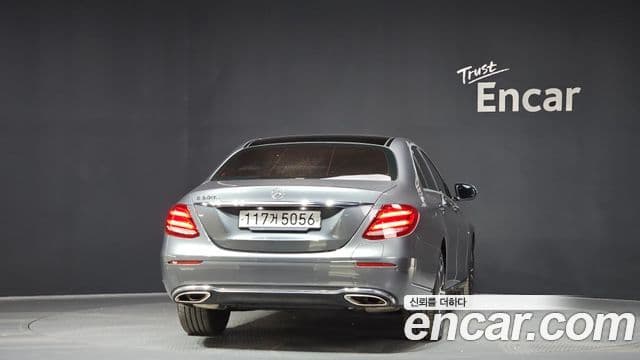 Mercedes-Benz E-Class 2019 — Şəkil 3/20