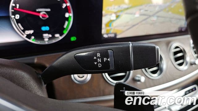Mercedes-Benz E-Class 2019 — Şəkil 8/20