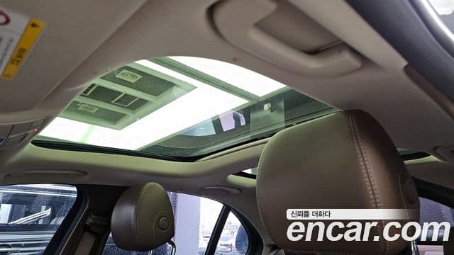 Mercedes-Benz E-Class 2019 — Şəkil 17/20
