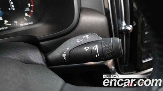 Volvo V90 Cross Country 2019 — Şəkil 33/37