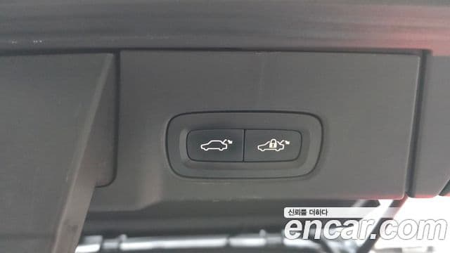 Volvo V90 Cross Country 2019 — Şəkil 12/37