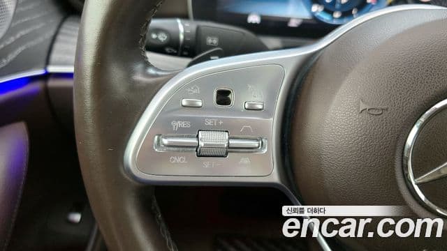 Mercedes-Benz CLS-Class 2019 — Photo 16/33