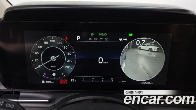 Kia Carnival 2021 — Şəkil 8/20