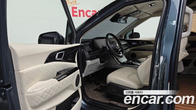 Kia Carnival 2021 — Şəkil 11/20