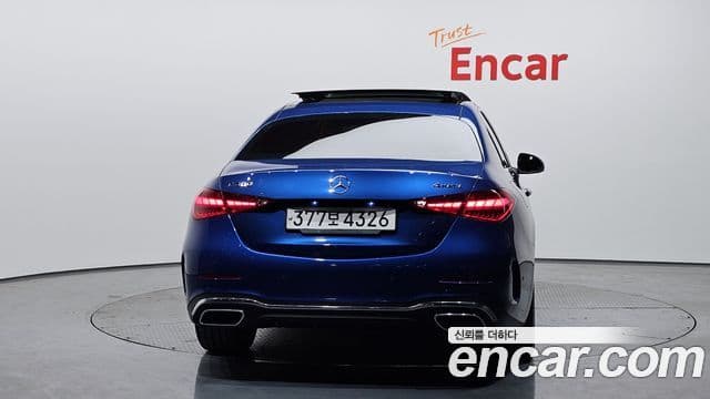 Mercedes-Benz C-Class 2023 — ფოტო 4/20