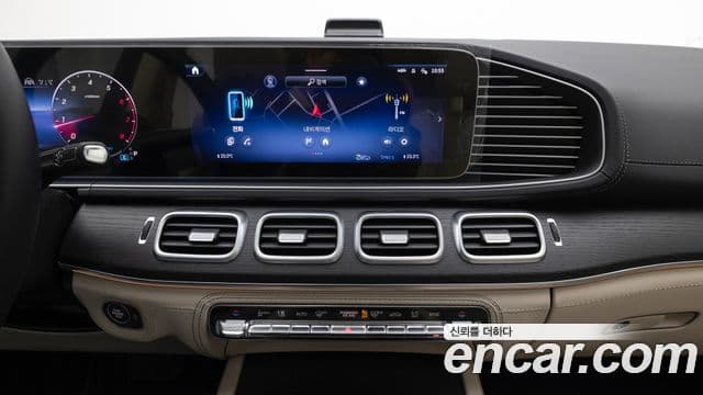 Mercedes-Benz GLE-Class 2025 — Фото 15/20