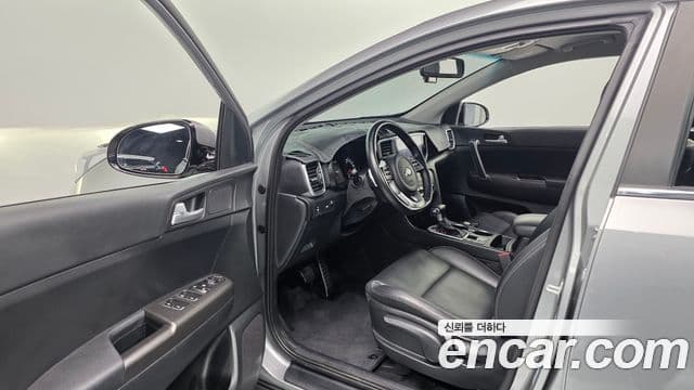 Kia Sportage The Bold 2021 — ფოტო 10/20