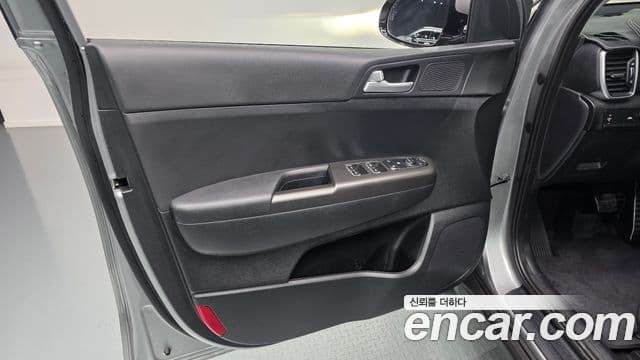 Kia Sportage The Bold 2021 — Şəkil 19/30