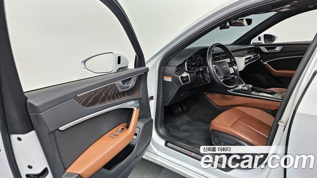 Audi A6 2023 — Şəkil 10/20