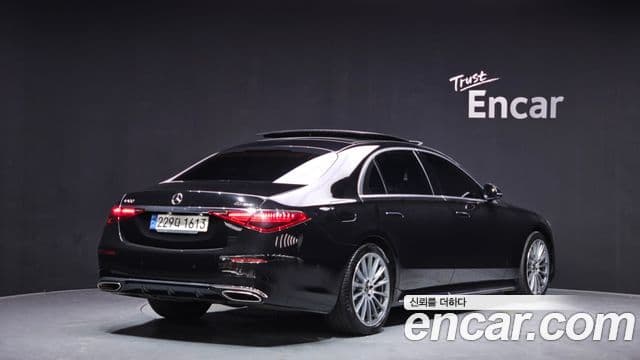 Mercedes-Benz S-Class 2022 — ფოტო 2/20