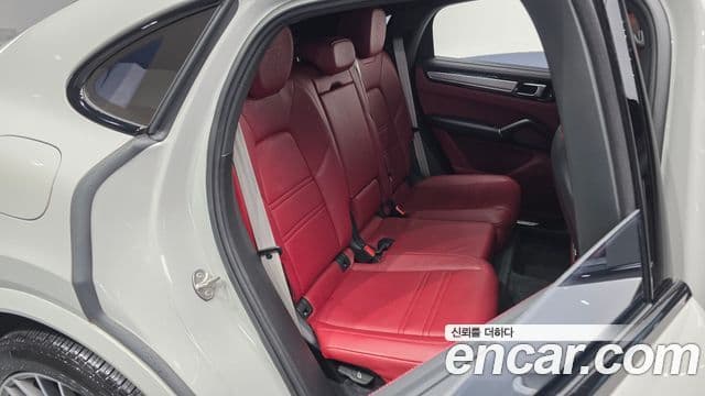 Porsche Cayenne 2022 — Şəkil 12/20