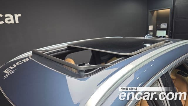 Volvo XC60 2021 — Şəkil 19/20