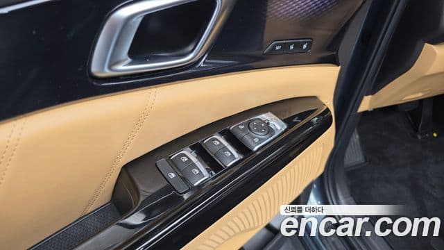 Kia Carnival 2021 — Фото 14/20