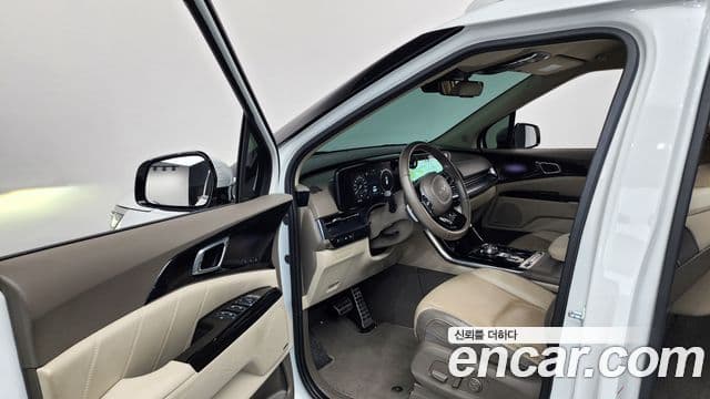 Kia Carnival 2022 — Şəkil 9/20