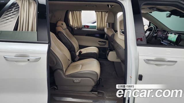 Kia Carnival 2022 — Şəkil 11/20