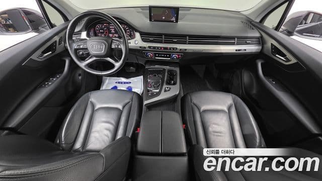 Audi Q7 2019 — Şəkil 7/20