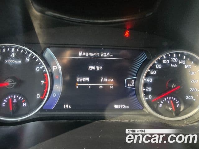 Kia Seltos 2020 — ფოტო 11/20