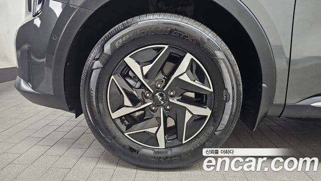 Kia Sorento 2024 — Photo 10/20
