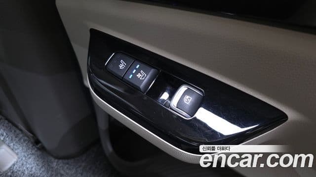 Kia Carnival 2020 — Фото 18/20