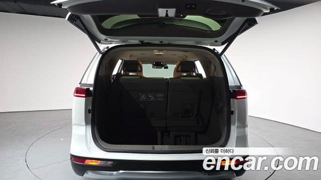 Kia Carnival 2020 — Фото 20/20
