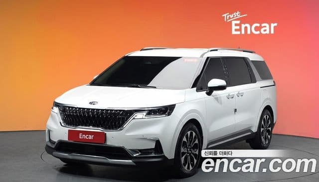 Kia Carnival 2020 — Фото 1/20