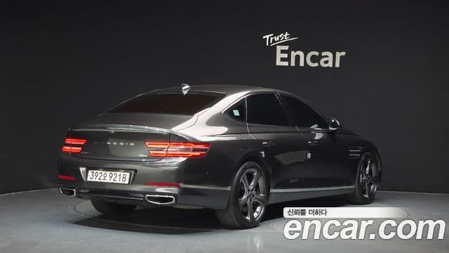 Genesis Electrified G80 2022 — ფოტო 2/20