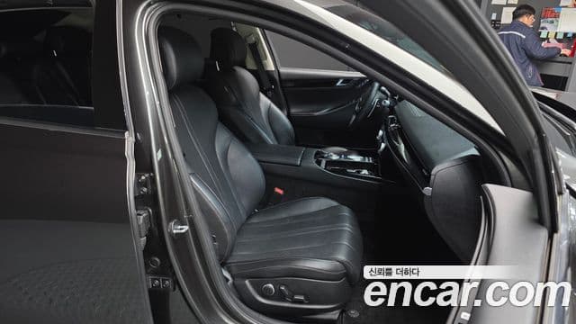 Genesis Electrified G80 2022 — ფოტო 12/20