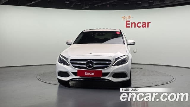 Mercedes-Benz C-Class 2018 — ფოტო 3/20