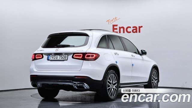 Mercedes-Benz GLC-Class 2021 — ფოტო 2/20