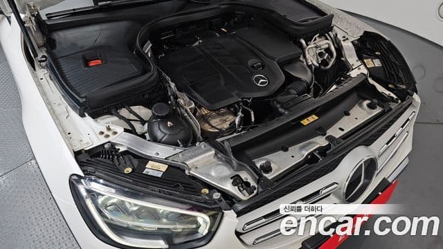 Mercedes-Benz GLC-Class 2021 — ფოტო 6/20