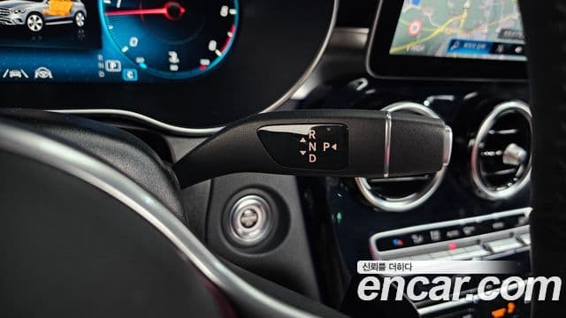 Mercedes-Benz GLC-Class 2021 — ფოტო 9/20