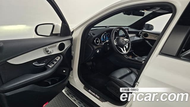Mercedes-Benz GLC-Class 2021 — ფოტო 10/20